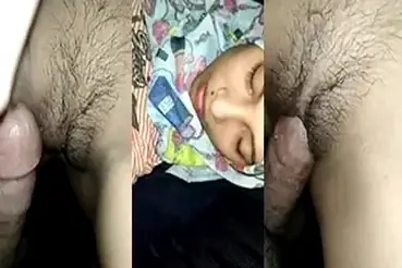 Hijaber Memek Sempit Kena Entot Kontol Gede Sampe Becek